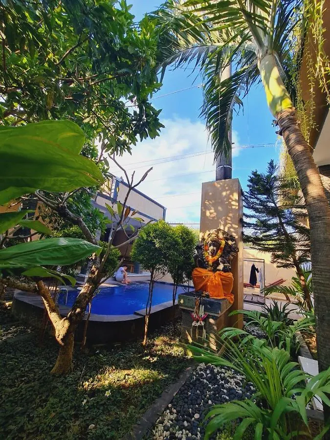 Ratu Guest House Kuta  Apartment